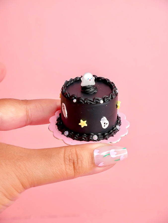 Ghostie Tall Round Tiny Fake Cake